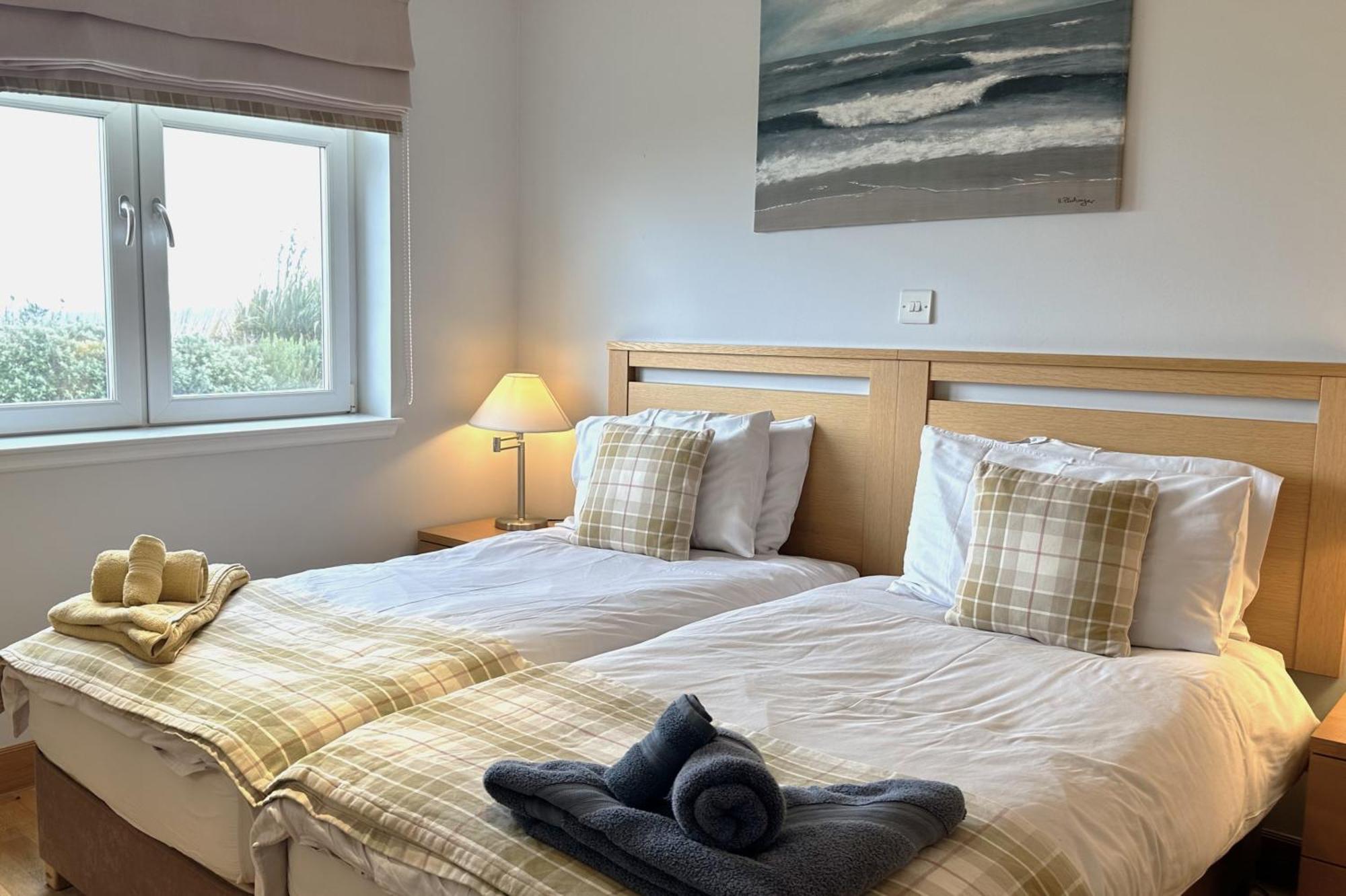 No2 The Links Apartment, Brora Dış mekan fotoğraf